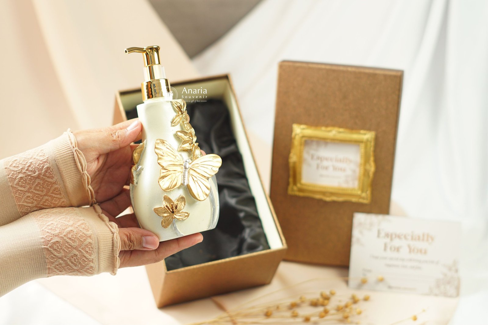 Butterfly Soap Dispenser Giftbox